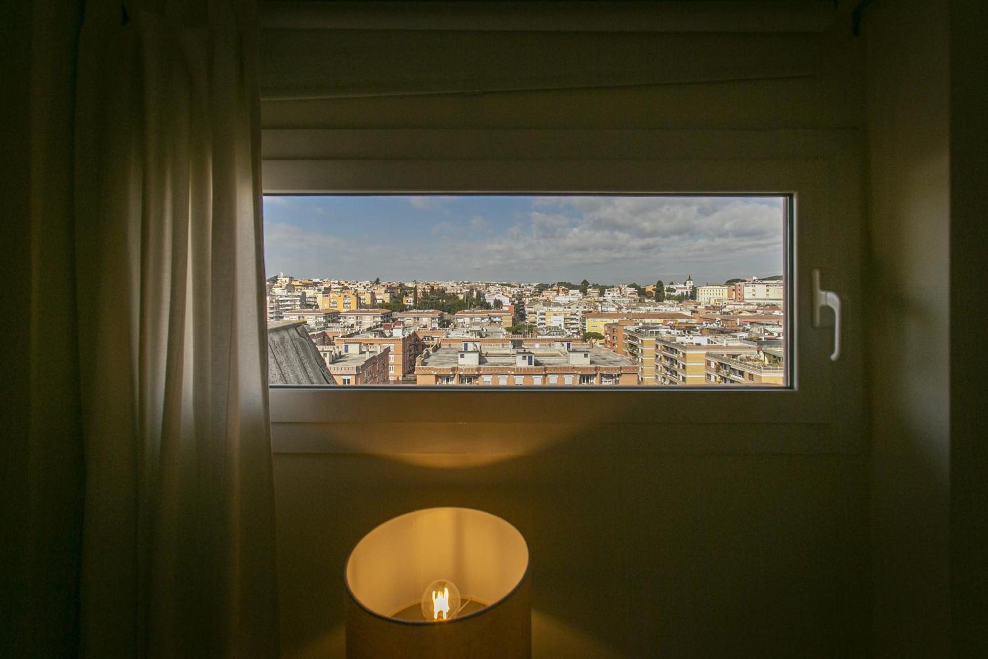 Apartamento Terrazza San Pietro Vicino Metro A Roma