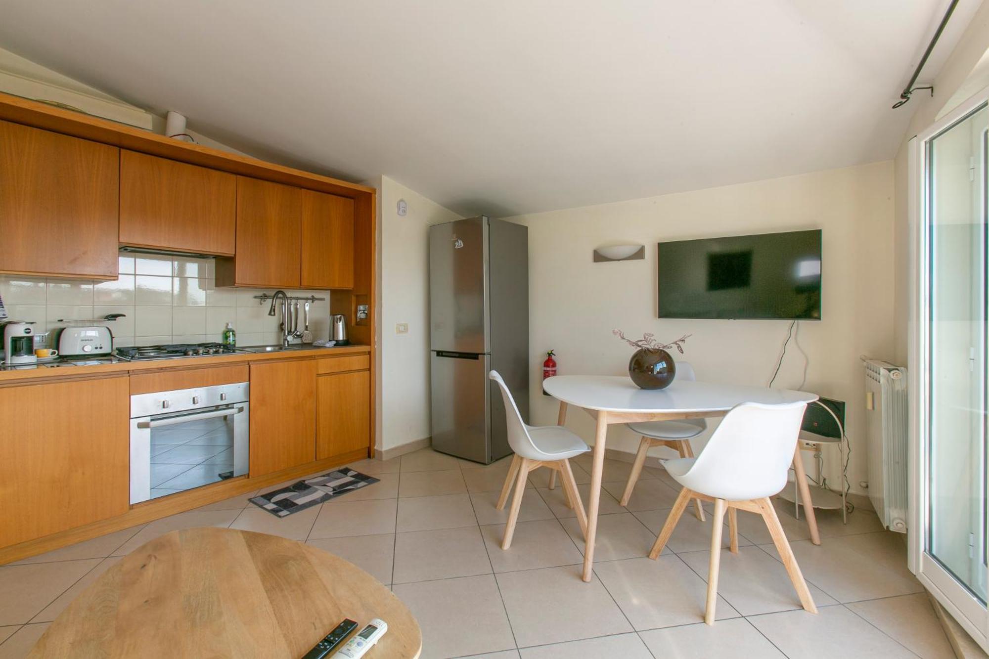 Terrazza San Pietro Vicino Metro A Apartamento Roma