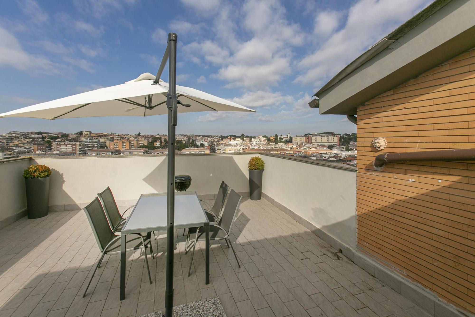 Apartamento Terrazza San Pietro Vicino Metro A